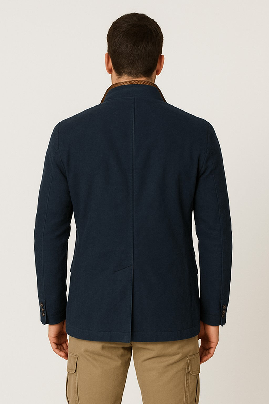 Charlie | Strukturalny krój zamszowej kurtki 2